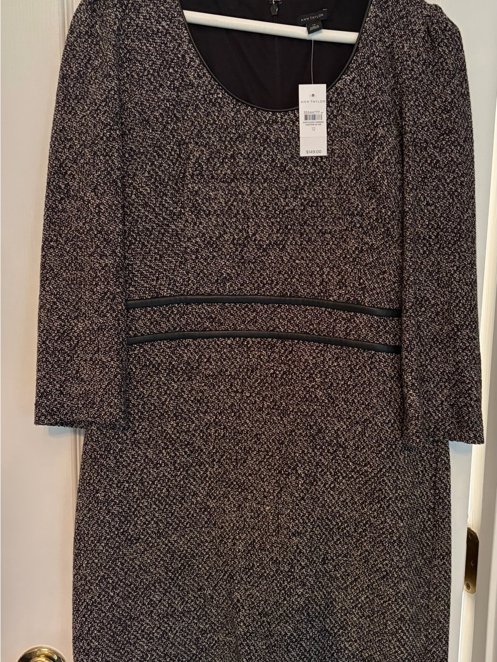 NWT Ann Taylor Black and White Tweed Long Sleeve Sheath Dress - Size 12